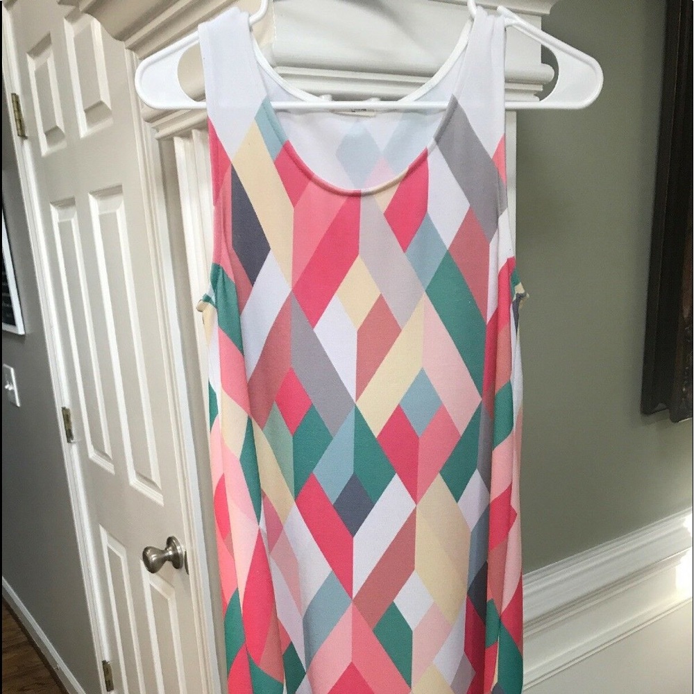 Sleeveless dress